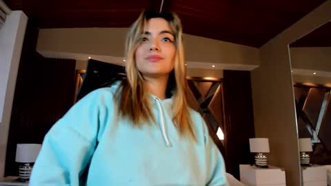 Isabella  Everyday From 0530 to 1430 Col Time online show from 21, 2, 2026