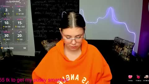 isabellabler online show from 7, 11, 2025