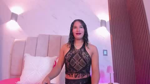 Snapshot of isabellaho1317 chatting on 9, 11, 2025 Isabella online show from 9, 11, 2025