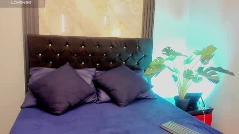 Isabella - Schedule 1500 - 2200 gtm-5 online show from 12, 9, 2025