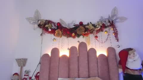 Snapshot of isabellas_smith chatting on 31, 12, 2024 Martina IG martissmith01 online show from 31, 12, 2024