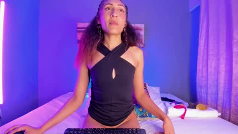 Isabella online show from 25, 2, 2025