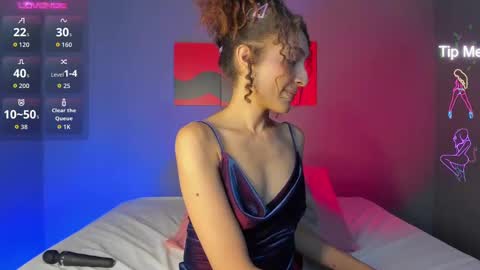 Isabella online show from 13, 9, 2025