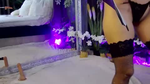 IsabelleEthan online show from 17, 1, 2025