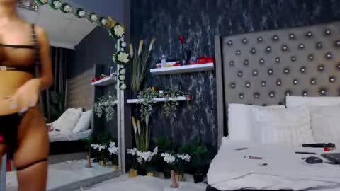 IsabelleEthan online show from 22, 1, 2025