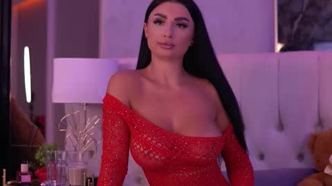 IsabelleHunt online show from 12, 9, 2025