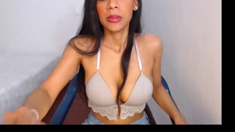 Isabella online show from 11, 12, 2024