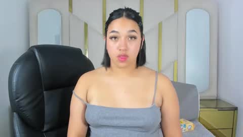 isabellrodriguez18 online show from 7, 11, 2025