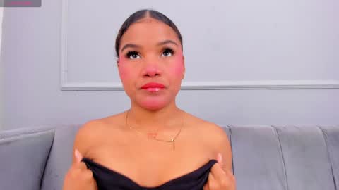 Isabellsmmith online show from 27, 12, 2024