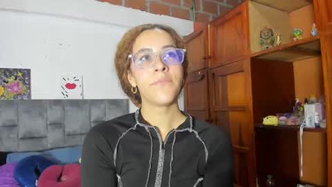 Snapshot of isangel_ chatting on 23, 9, 2025 Isabela online show from 23, 9, 2025