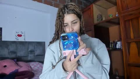 Snapshot of isangel_ chatting on 26, 9, 2025 Isabela online show from 26, 9, 2025