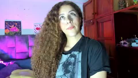 Snapshot of isangel_ chatting on 20, 10, 2025 Isabela online show from 20, 10, 2025
