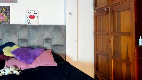 Snapshot of isangel_ chatting on 31, 10, 2025 Isabela online show from 31, 10, 2025