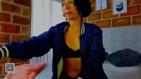 Isabela Paz online show from 14, 11, 2025