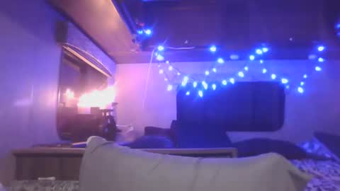 Iseestarz420 online show from 14, 12, 2024