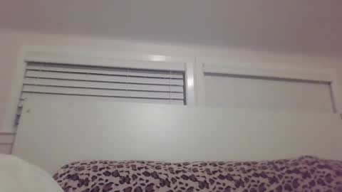 Iseestarz420 online show from 6, 1, 2025