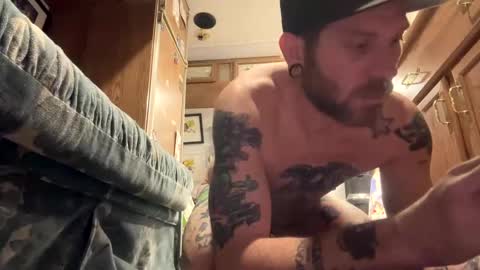 Snapshot of ishouldntbeonhereagain chatting on 23, 10, 2025 Daddy Master Master Daddy online show from 23, 10, 2025