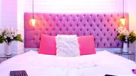 Isis  online show from 7, 10, 2025