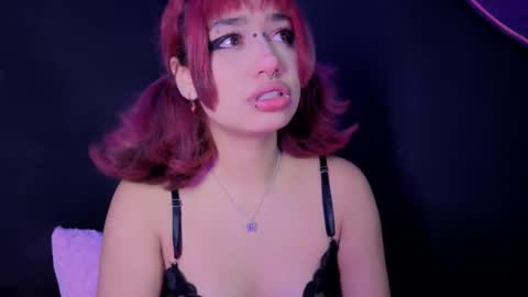 Isisjones18 online show from 15, 9, 2025