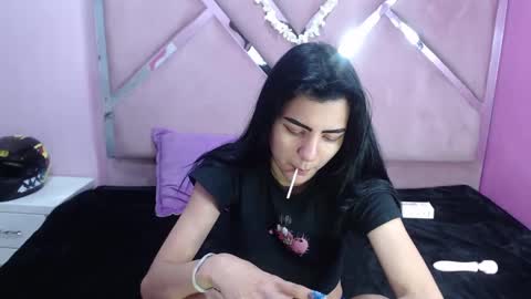 isisrousexx online show from 12, 12, 2024