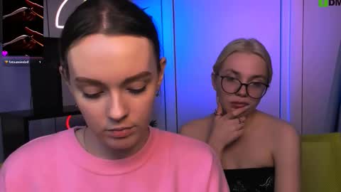 Snapshot of isla_dior chatting on 22, 12, 2025 isla_dior online show from 22, 12, 2025