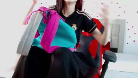 Isla Rosee18 online show from 25, 3, 2026