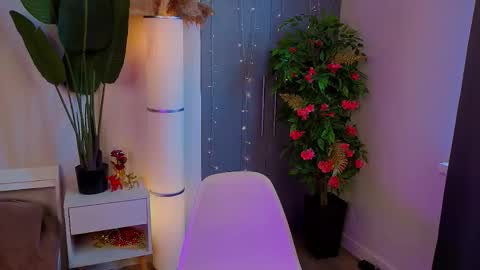 Emilia online show from 21, 3, 2026