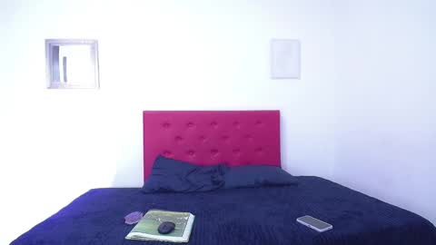 issa_kitty online show from 14, 12, 2024