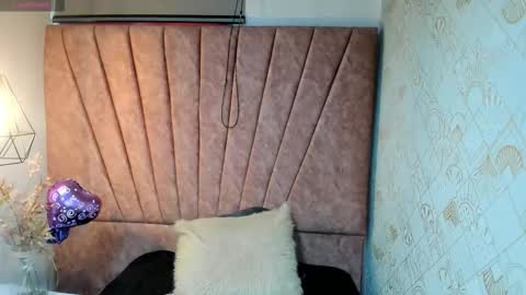 ISSA MILF online show from 12, 10, 2025