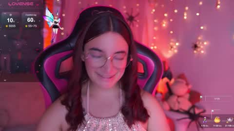 Snapshot of issa_monterrey chatting on 11, 10, 2025 ISSA online show from 11, 10, 2025