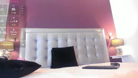 Snapshot of issyrosse chatting on 21, 10, 2025 Isabelle online show from 21, 10, 2025