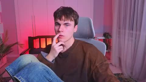 Maks online show from 1, 2, 2025