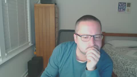 isthisfun24 online show from 4, 1, 2025