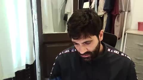 italianboybcn online show from 1, 11, 2025