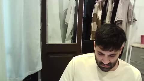 italianboybcn online show from 9, 11, 2025