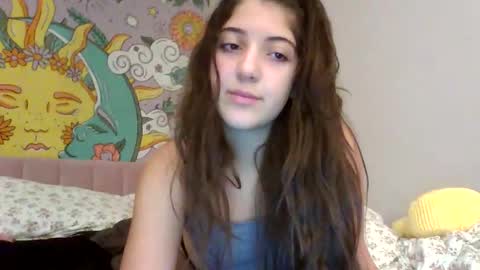 Snapshot of italiankittyx chatting on 29, 10, 2025 ItalianKitty online show from 29, 10, 2025