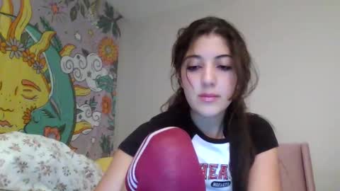 Snapshot of italiankittyx chatting on 26, 11, 2025 ItalianKitty online show from 26, 11, 2025