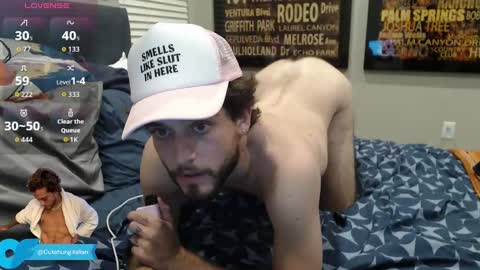 Hung Italian   online show from 16, 9, 2025