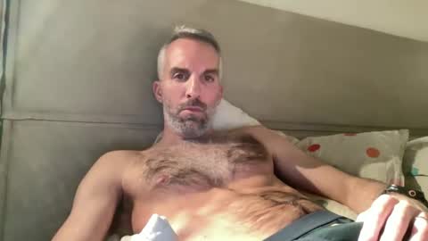 italiantoyboy84 online show from 1, 2, 2025