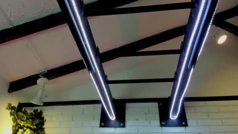 Italo Moore online show from 16, 11, 2025