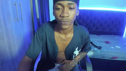 iteban_boy online show from 20, 11, 2025