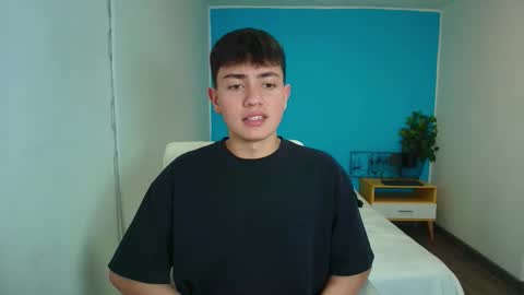 Snapshot of ithan__ chatting on 15, 9, 2025 ithan__ online show from 15, 9, 2025
