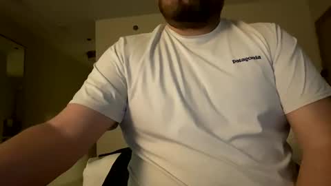 Snapshot of itsavibeouthere chatting on 17, 12, 2024 itsavibeouthere online show from 17, 12, 2024