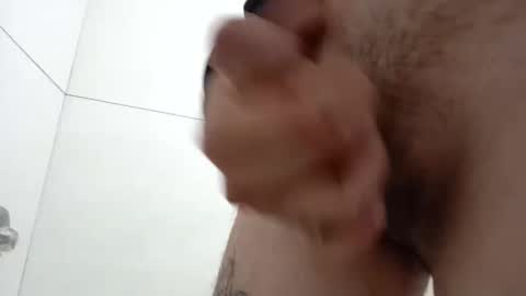 Snapshot of itsjohnnywang chatting on 23, 11, 2025 itsjohnnywang online show from 23, 11, 2025