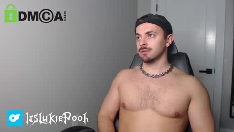 Snapshot of itslukiepooh chatting on 13, 11, 2025 Itslukiepooh online show from 13, 11, 2025