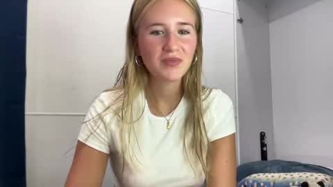 Snapshot of itsssosierra chatting on 25, 1, 2025 Sierra online show from 25, 1, 2025