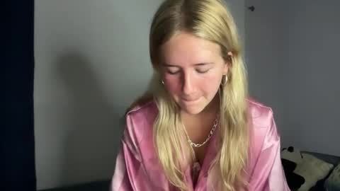 Snapshot of itsssosierra chatting on 28, 1, 2025 Sierra online show from 28, 1, 2025