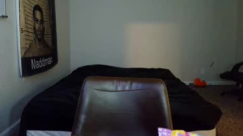 Snapshot of itstarzan chatting on 19, 11, 2025 TARZAN online show from 19, 11, 2025