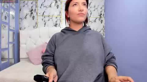 Itsuki N online show from 20, 12, 2025