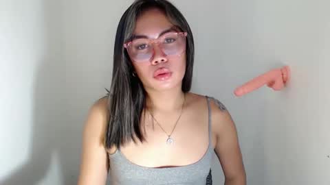 Snapshot of itsurgil_kloeh chatting on 16, 11, 2025 itsurgil_kloeh online show from 16, 11, 2025